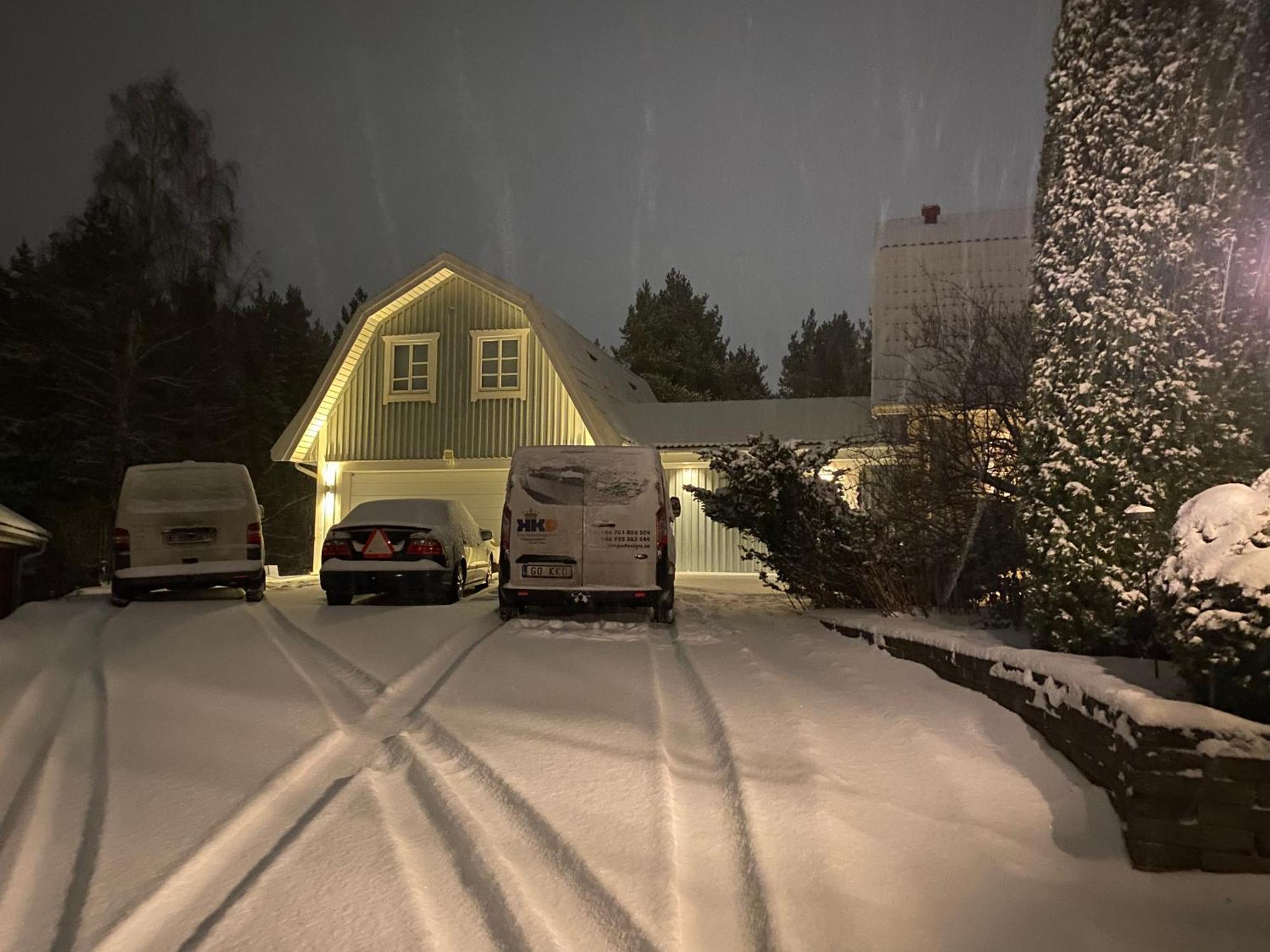 Hotel In Svalsaeter, Kallfors, Jaerna, Stockholm, 5 Min To Golf & 15 Min To Ytterjaerna Concerts Exterior foto