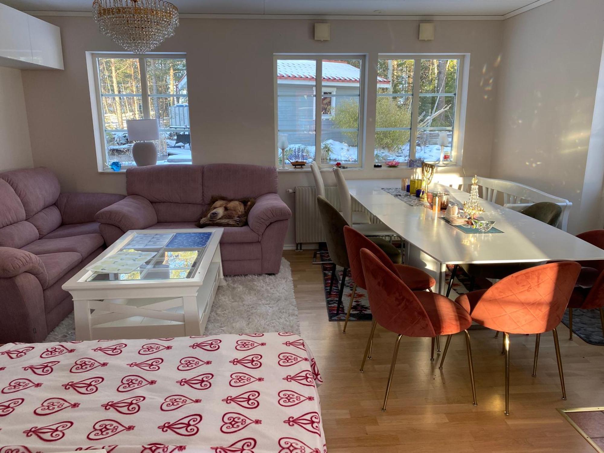 Hotel In Svalsaeter, Kallfors, Jaerna, Stockholm, 5 Min To Golf & 15 Min To Ytterjaerna Concerts Exterior foto